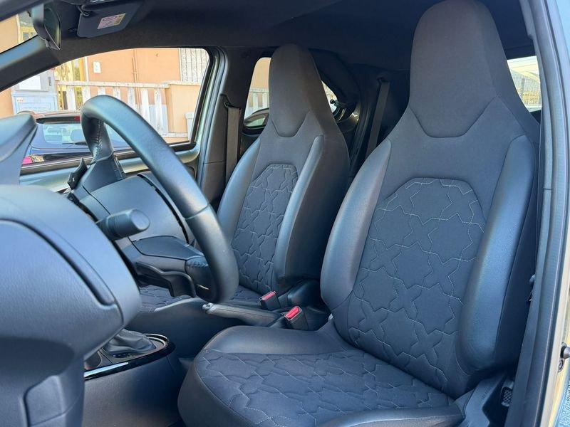 Toyota Aygo X Aygo X 1.0 Lounge Air 72cv s-cvt