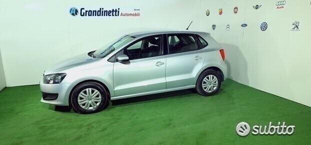 VOLKSWAGEN Polo 1.2 60cv tendline 2013 solo 58.000