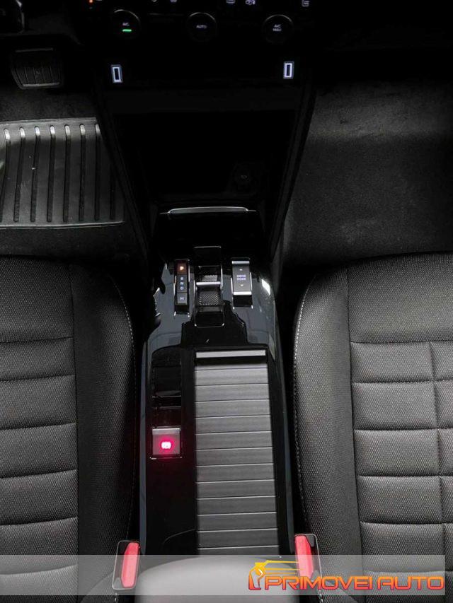 CITROEN C4 Hybrid 136 e-DCS6 Plus