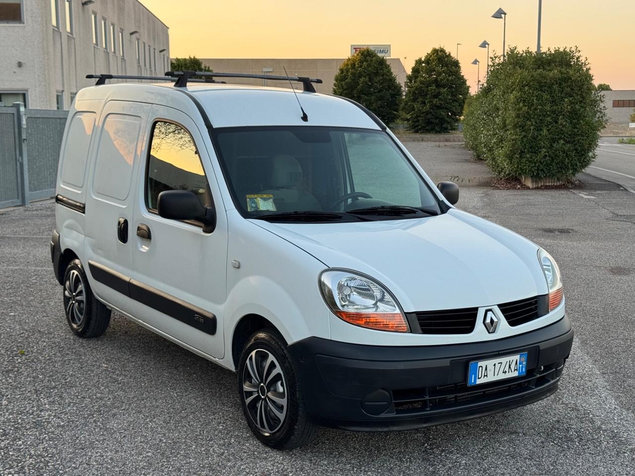 Renault Kangoo 1.5 DCI 85cv
