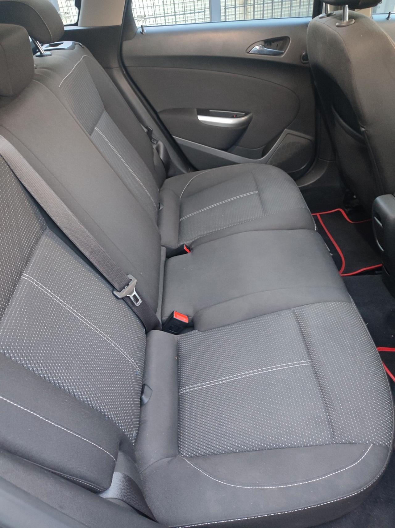 Opel Astra 1.6 Turbo 180CV Sports Tourer Cosmo S