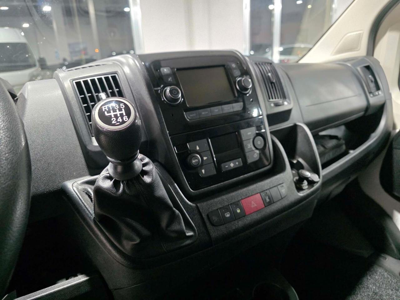 Peugeot Boxer 2.2 140cv BlueHdi SeS 335 L2H2