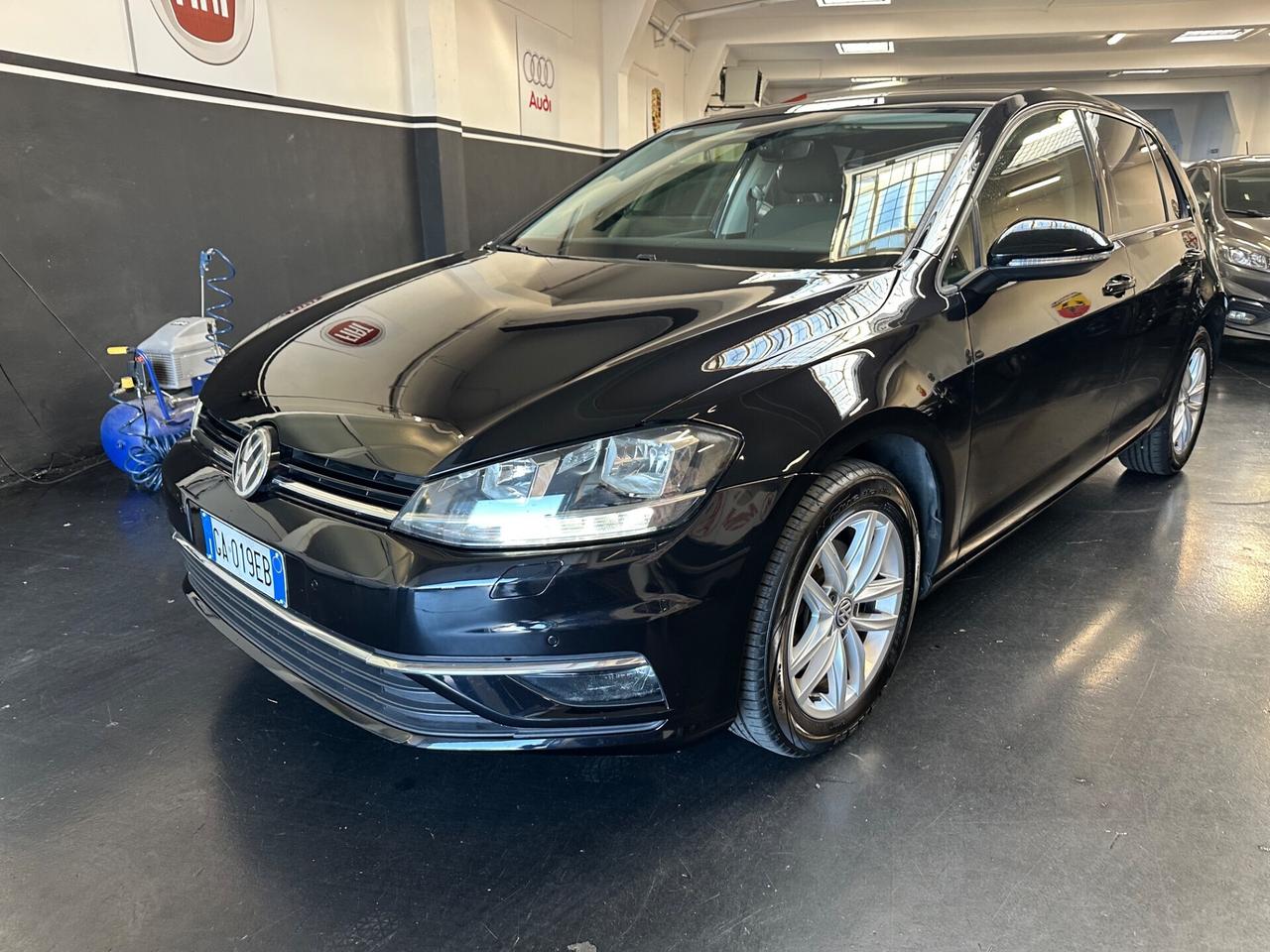 Volkswagen Golf 7.5 Business 1.6 TDI 5p. GANCIO TRAINO Trendline BlueMotion Technology