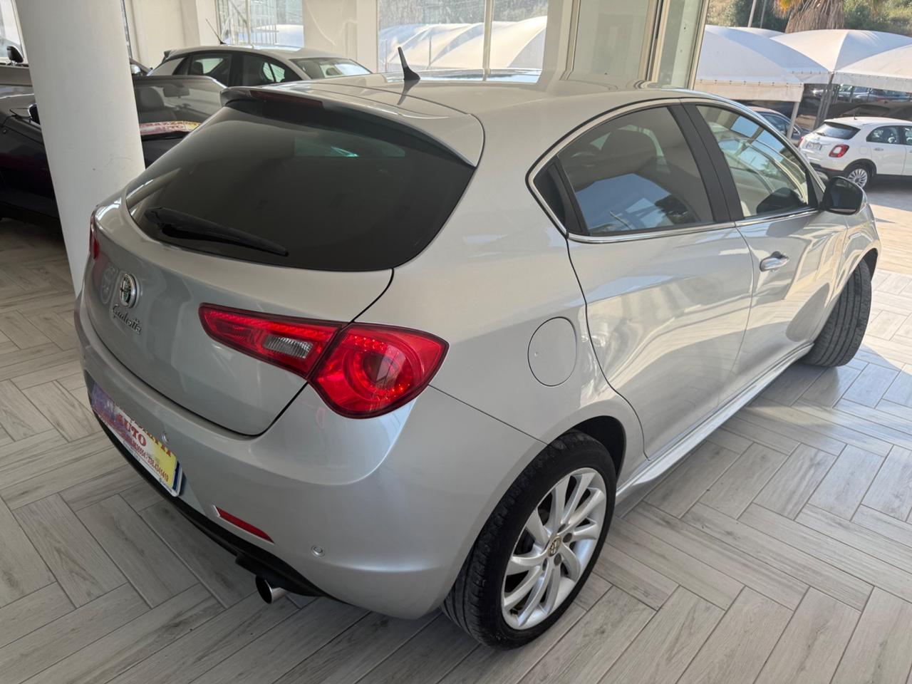 Alfa Romeo Giulietta 2.0Mjt140 CV Exclusive FULL2013