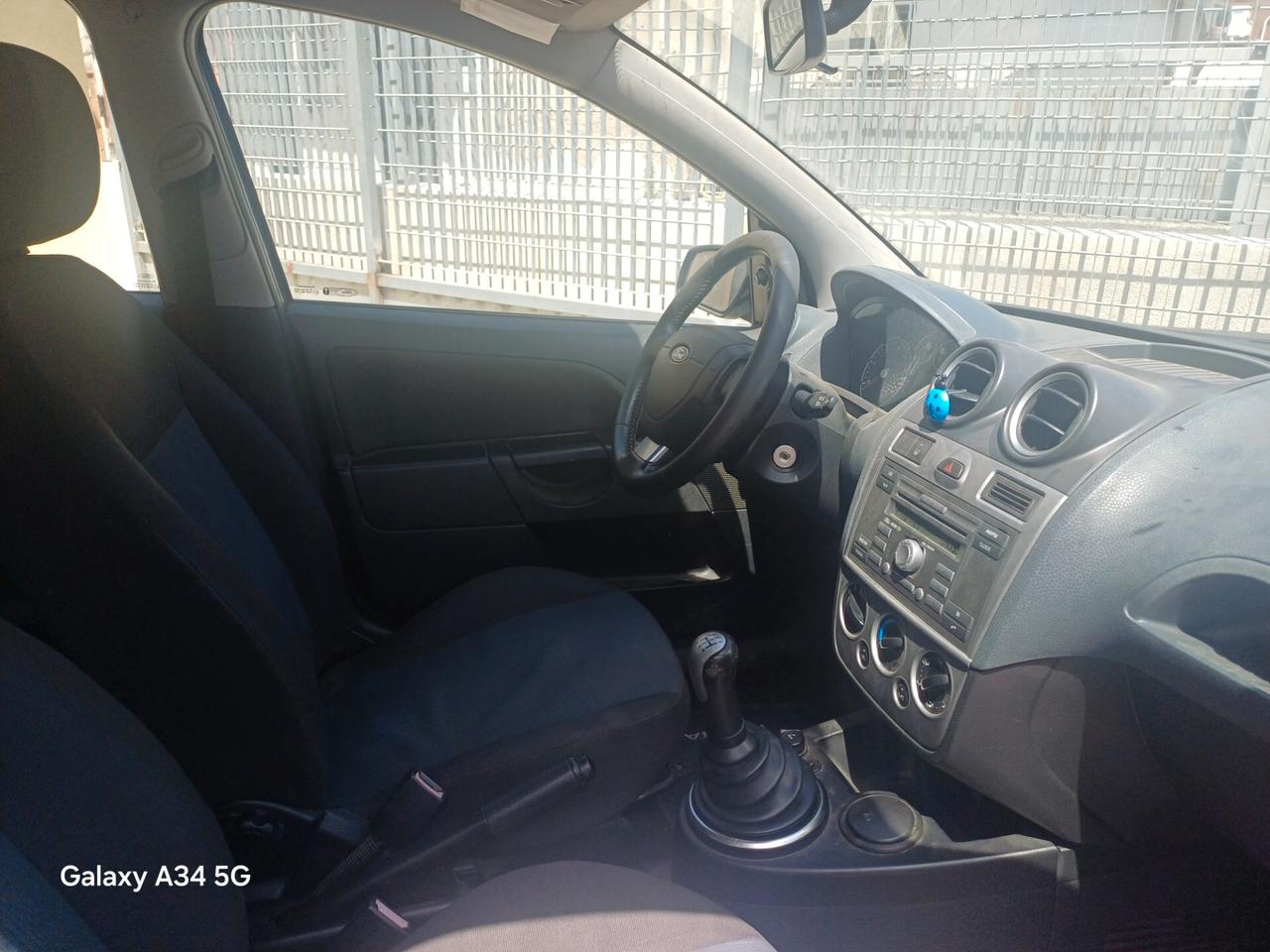 Ford Fiesta 1.4 TDCi 5p. Ghia