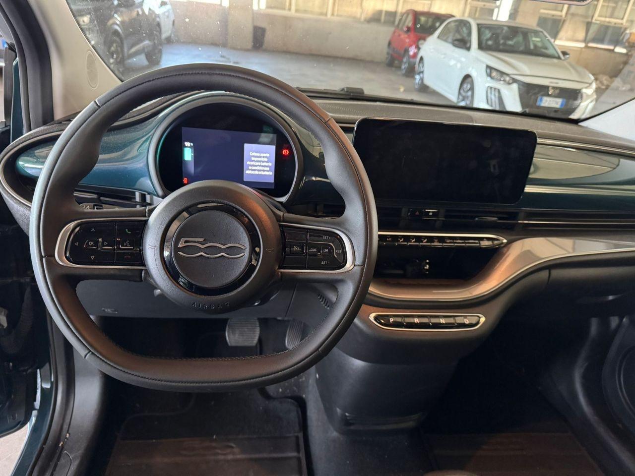 FIAT 500e - 500e 42 kWh