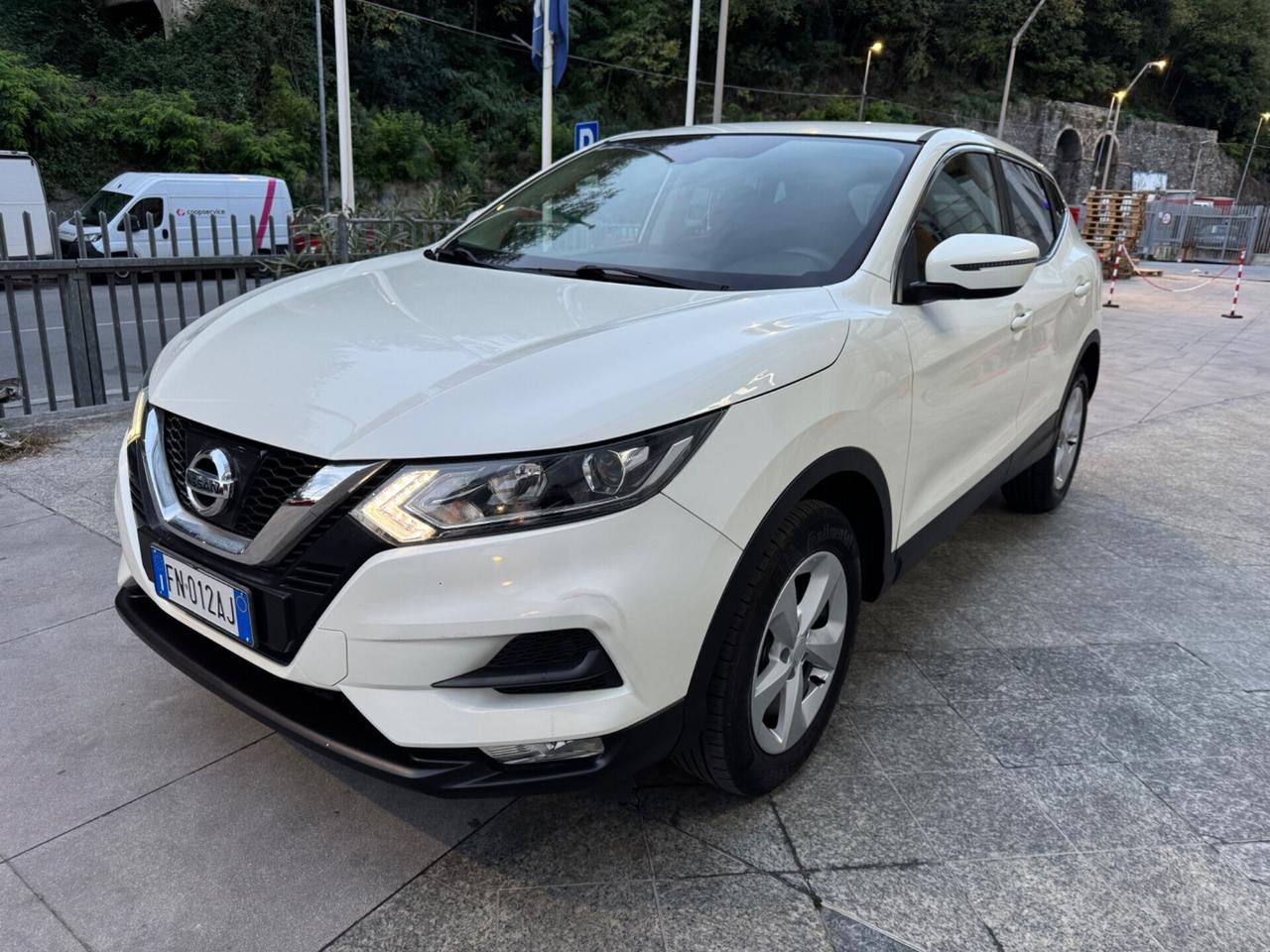 NISSAN QASHQAI 1.5 DCI TEKNA KM 76 MILA !!!