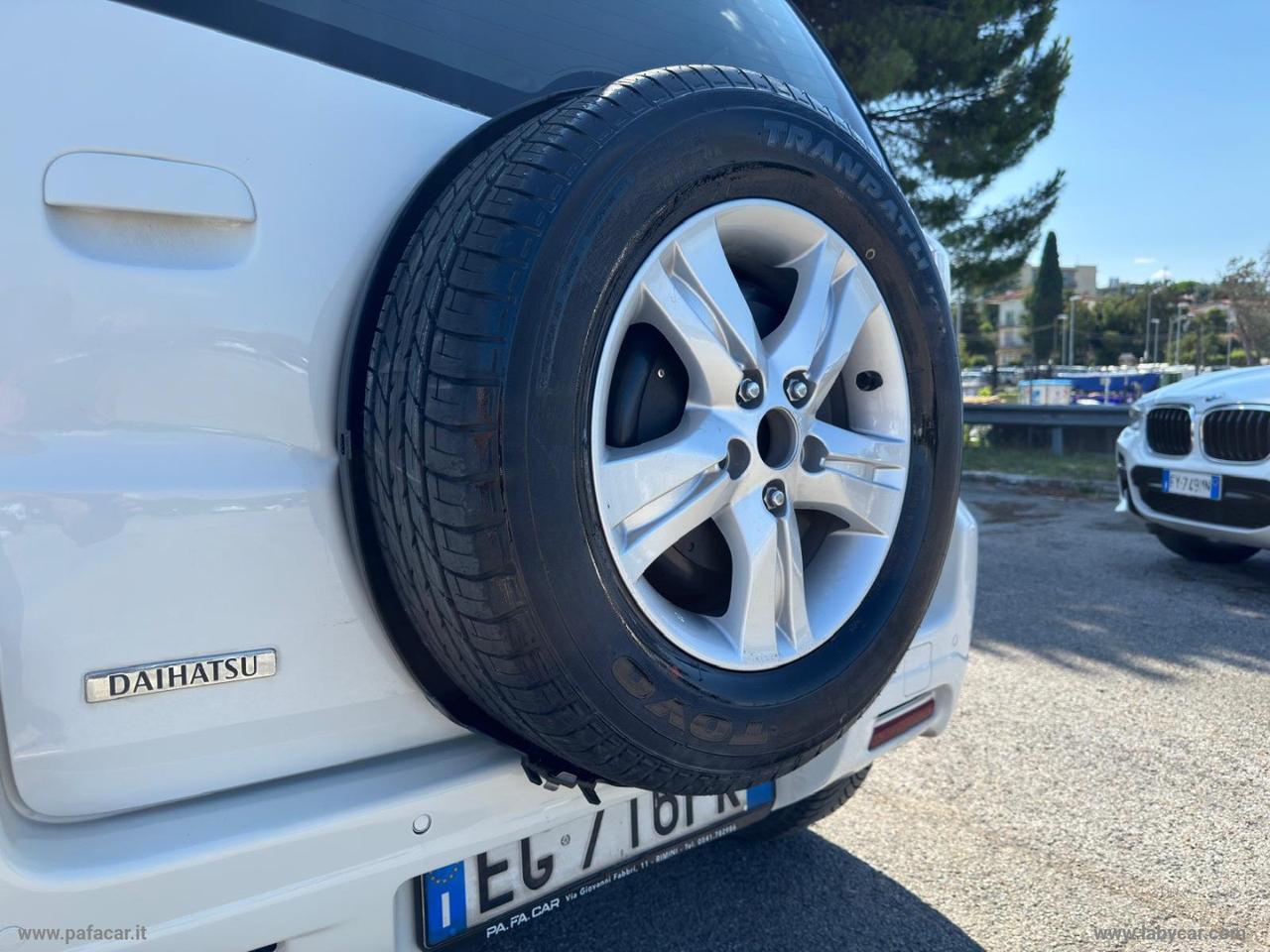 DAIHATSU Terios 1.5 2WD B You Five Think Pink