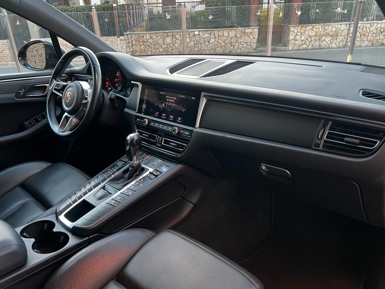 Porsche Macan 2.0 245- TETTO-PASM-TOTAL BLACK-FULL
