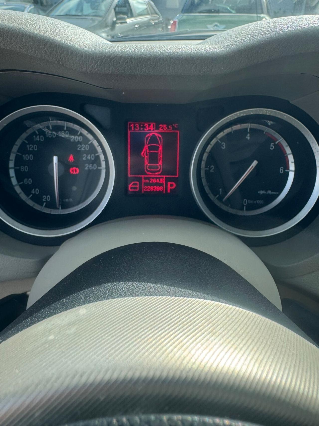 Alfa Romeo 159 1.9 JTDm 16V Sportwagon Distinctive