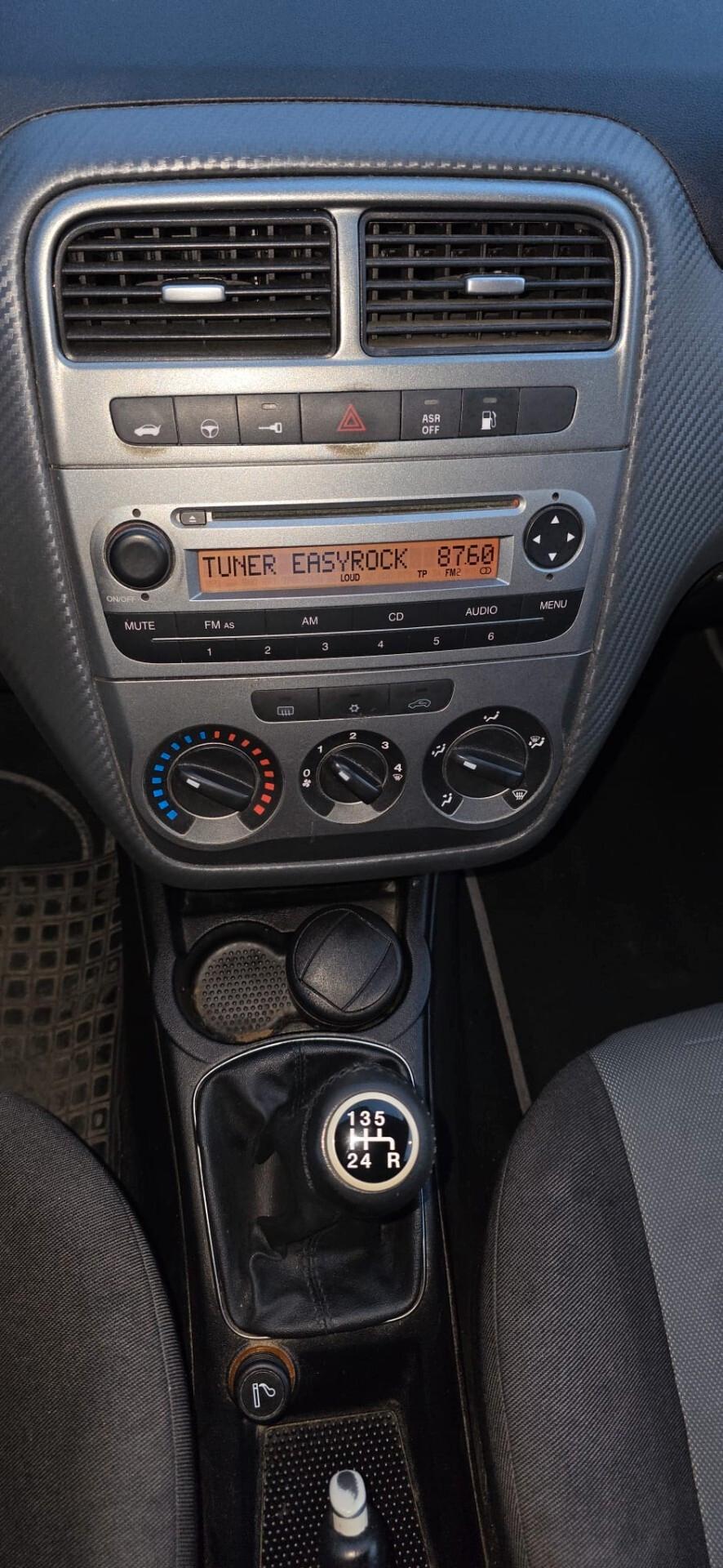 Fiat Grande Punto 1.4 5 porte Dynamic metano valido