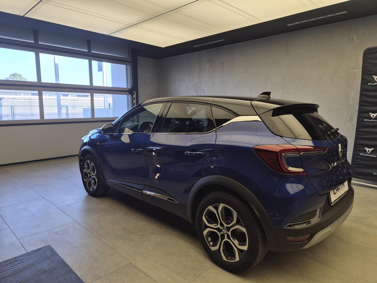 RENAULT Captur II 2019 - Captur 1.0 tce Intens Gpl 100cv my21