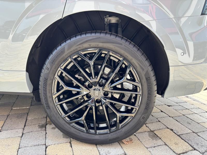 Audi Q3 1.5 tfsi mhev S line edition 150cv s-tronic FULL LED-TETTO-19"