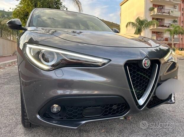 Alfa Romeo Stelvio 2.2 Turbodiesel 180 CV Executiv