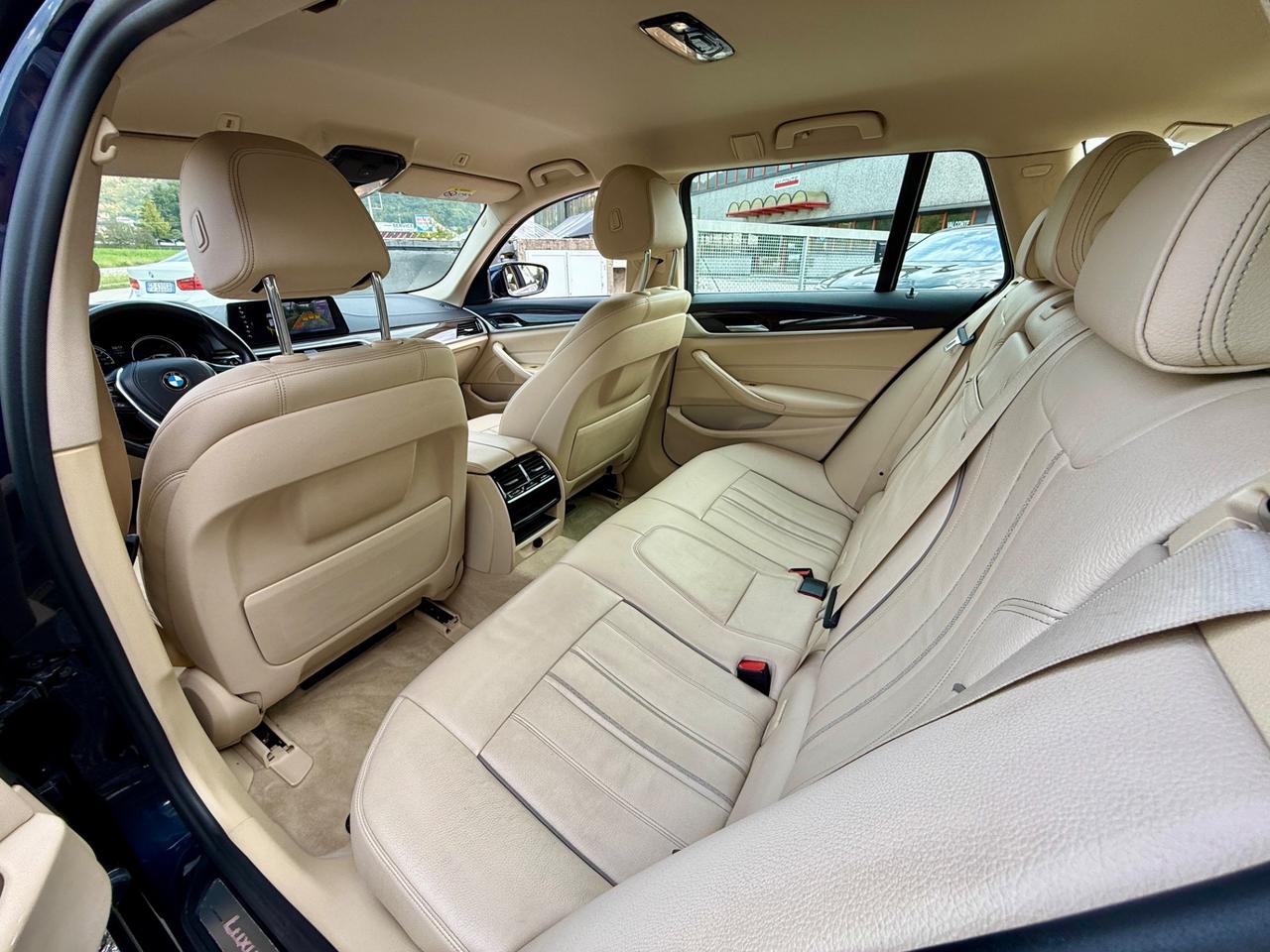 BMW 520d aut. Touring Luxury 2018 G31 GARANZIA 12MESI