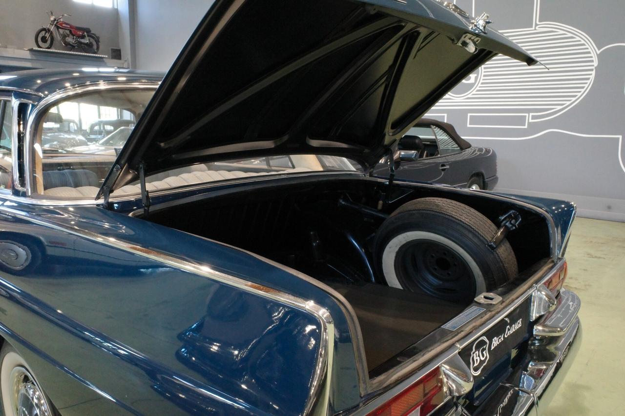 Mercedes-benz 220 220S