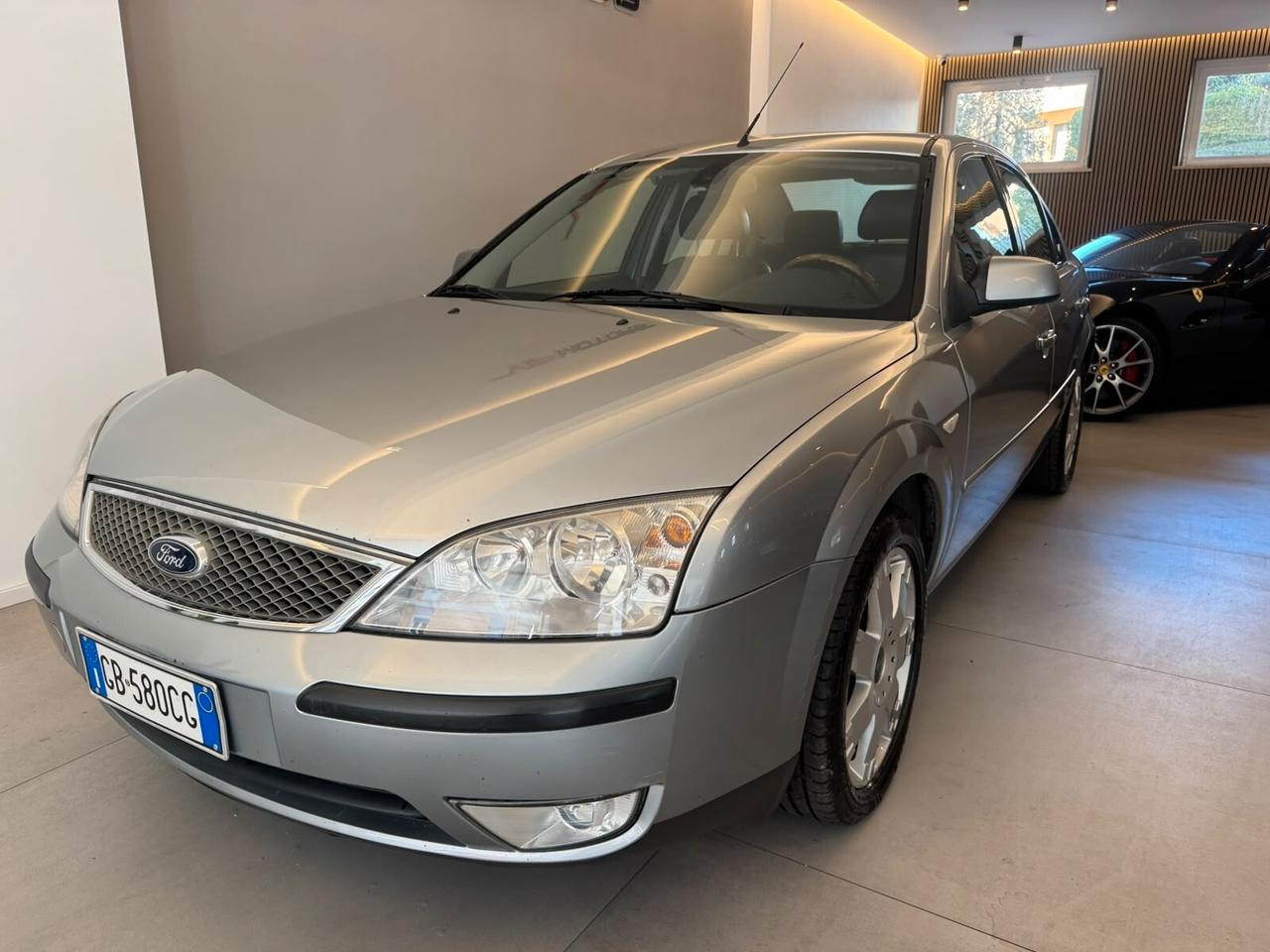 FORD MONDEO 2.2 TDCI GHIA BERLINA