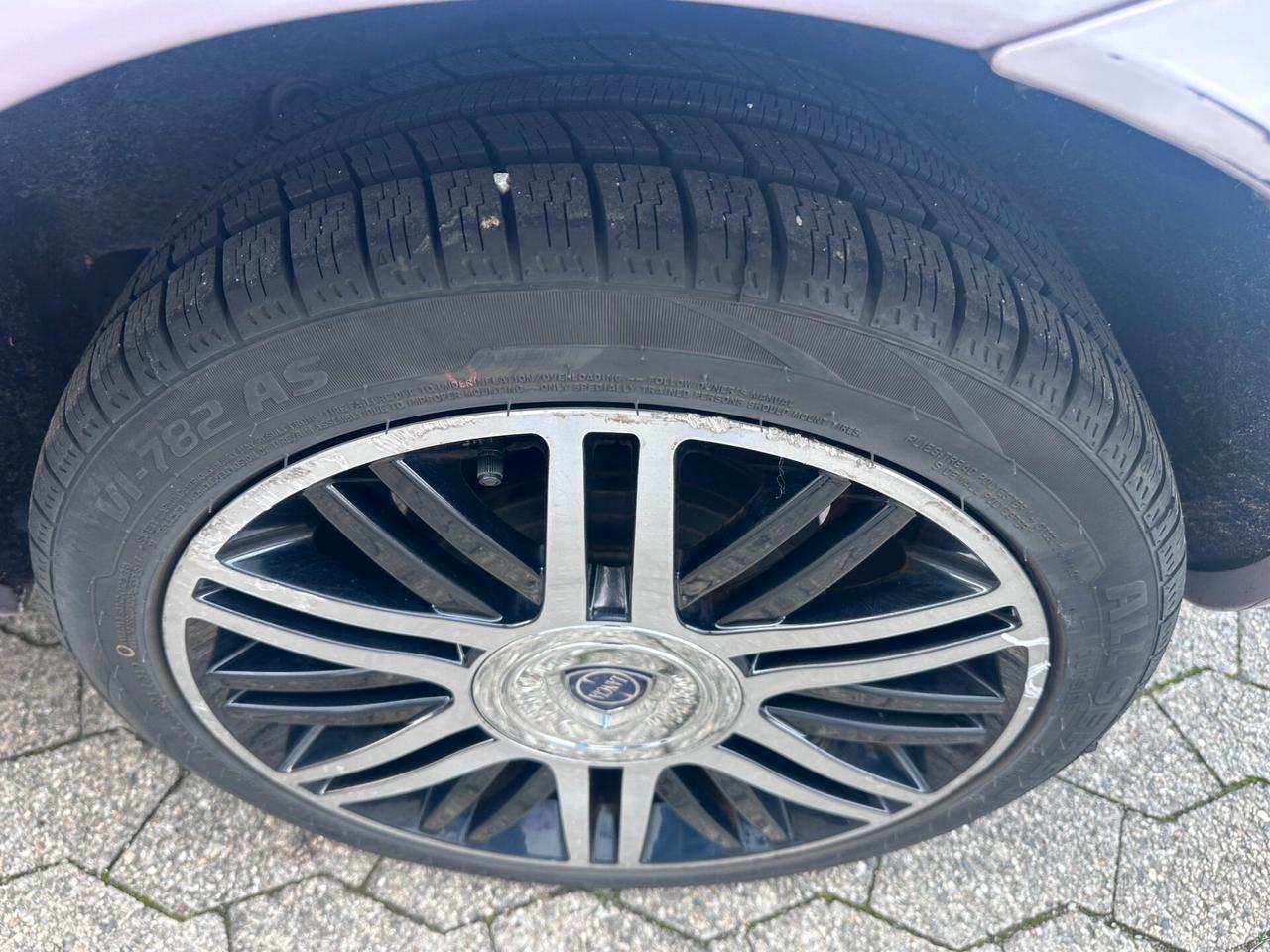 Lancia Ypsilon 1.2 Elle*EURO5*NEOPATENTATI