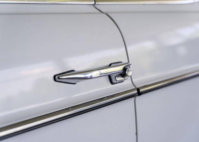 Mercedes 190 Mercedes 250 CE COUPE'