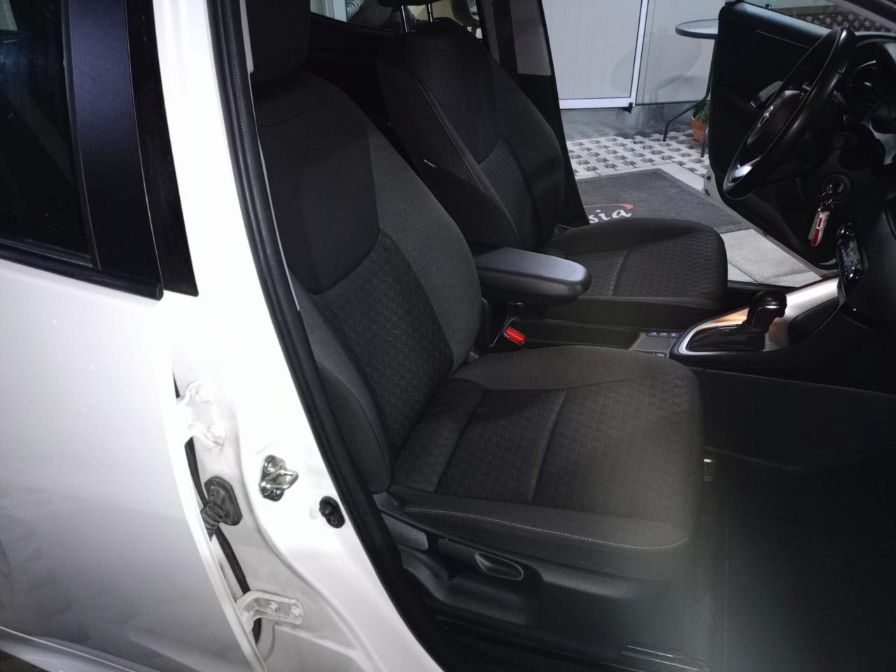 Toyota Yaris 1.5 ibrida