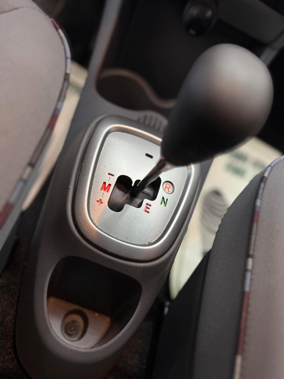 Citroen C1 1.0 Benzina AUTOMATICA 5Porte ADATTA NEOPATENTATI