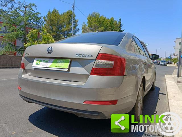 SKODA Octavia 1.6 TDI CR 105 CV Elegance NEOPATENTATI