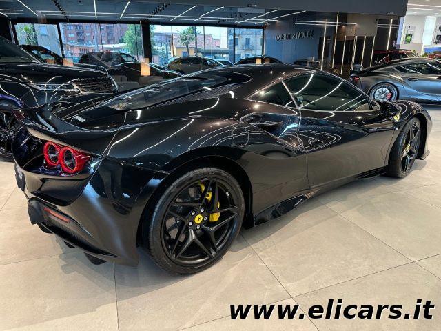 FERRARI F8 Tributo