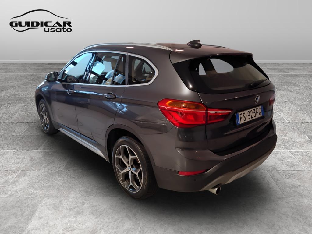 BMW X1 F48 - X1 sdrive18i xLine 140cv