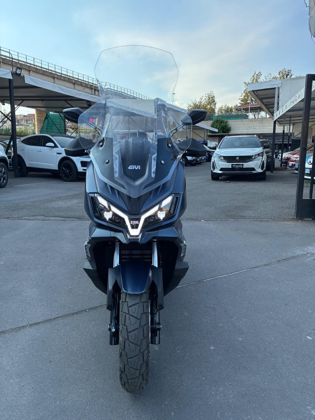 Sym ADX 300 SOLO 4700KM - 2025