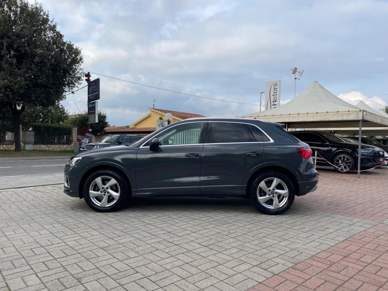 Audi Q3 35 TDI S tronic Business Advanced