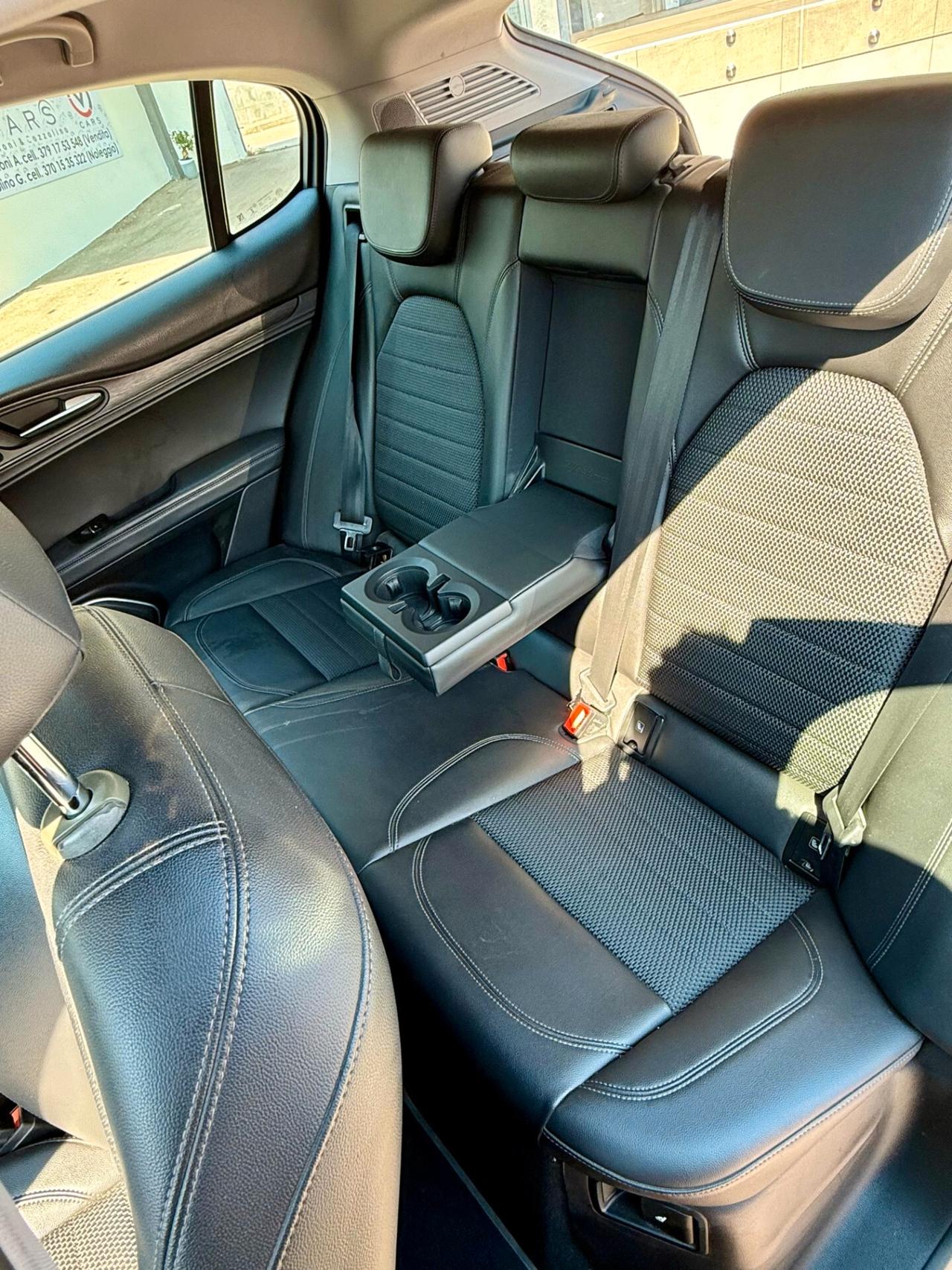 Alfa Romeo Stelvio 2.2 Turbodiesel 180 CV AT8 RWD Super