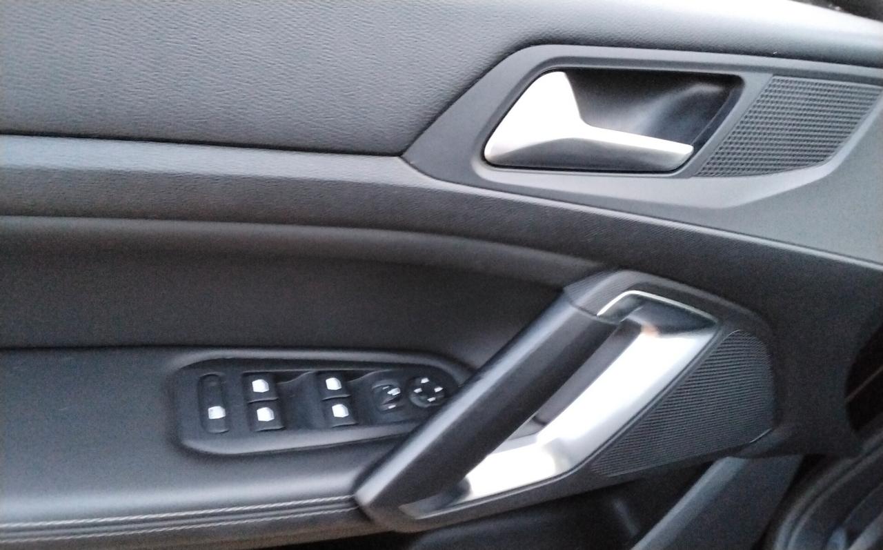 Peugeot 308 BlueHDi 120 S&S Allure