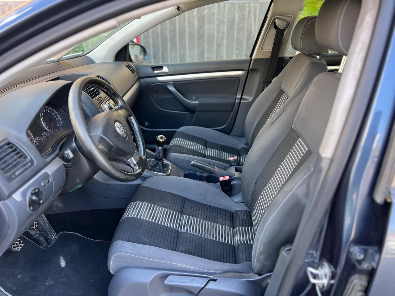 Volkswagen Golf 1.6 Benzina/Gpl Anno 2009