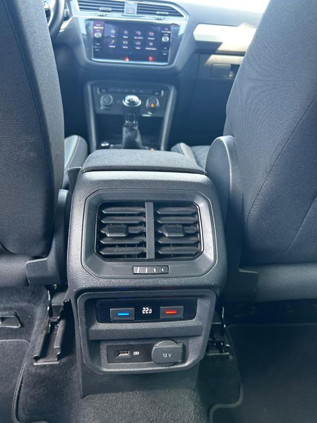 VOLKSWAGEN Tiguan 1.6 TDI SCR Sport BlueMotion Technology