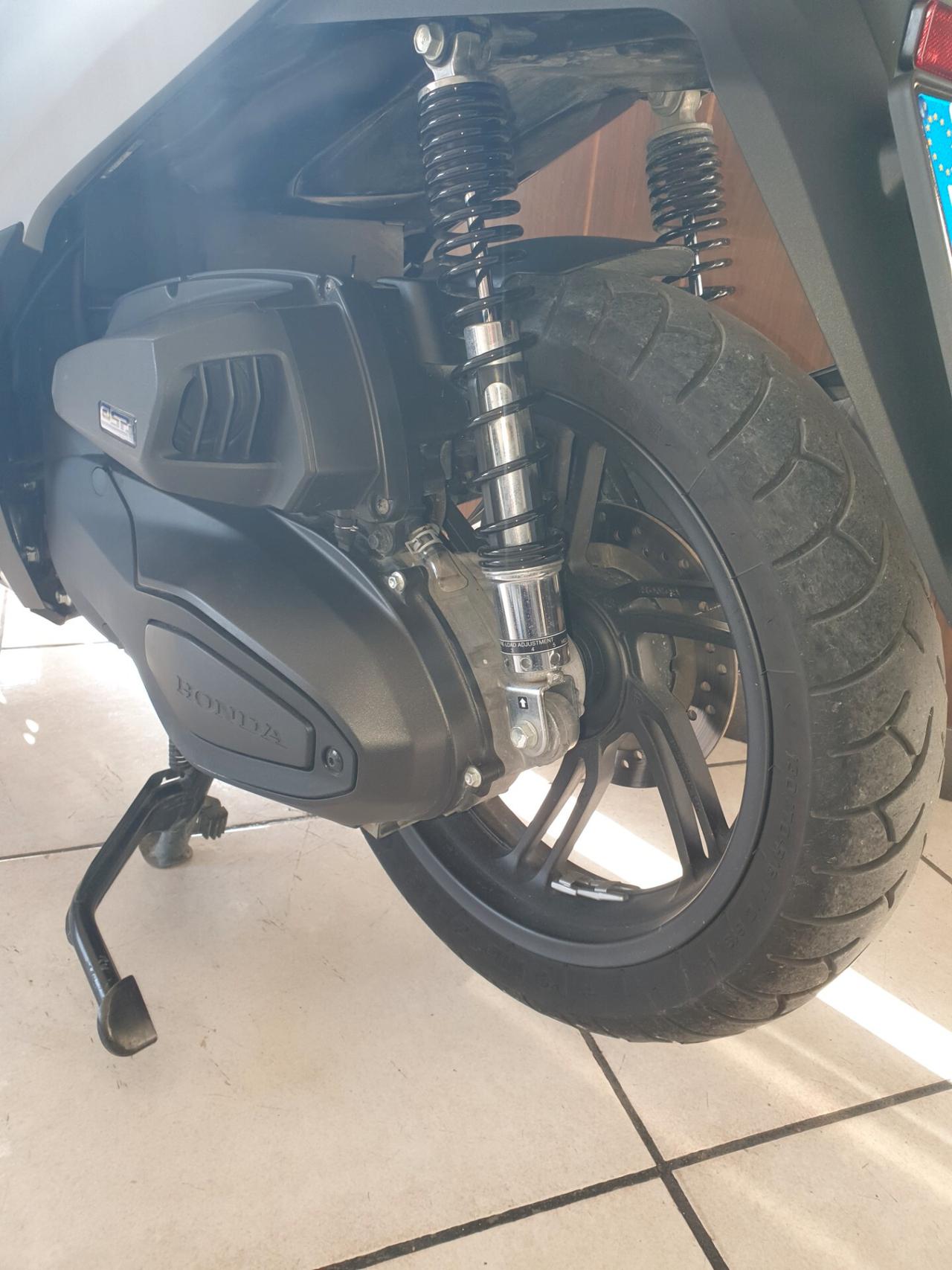 Honda SH 350 IE SPORT IN PRONTA CONSEGNA