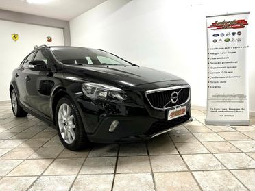 VOLVO V40 2.0 D2 (120) Cross Country Kinetic 2017