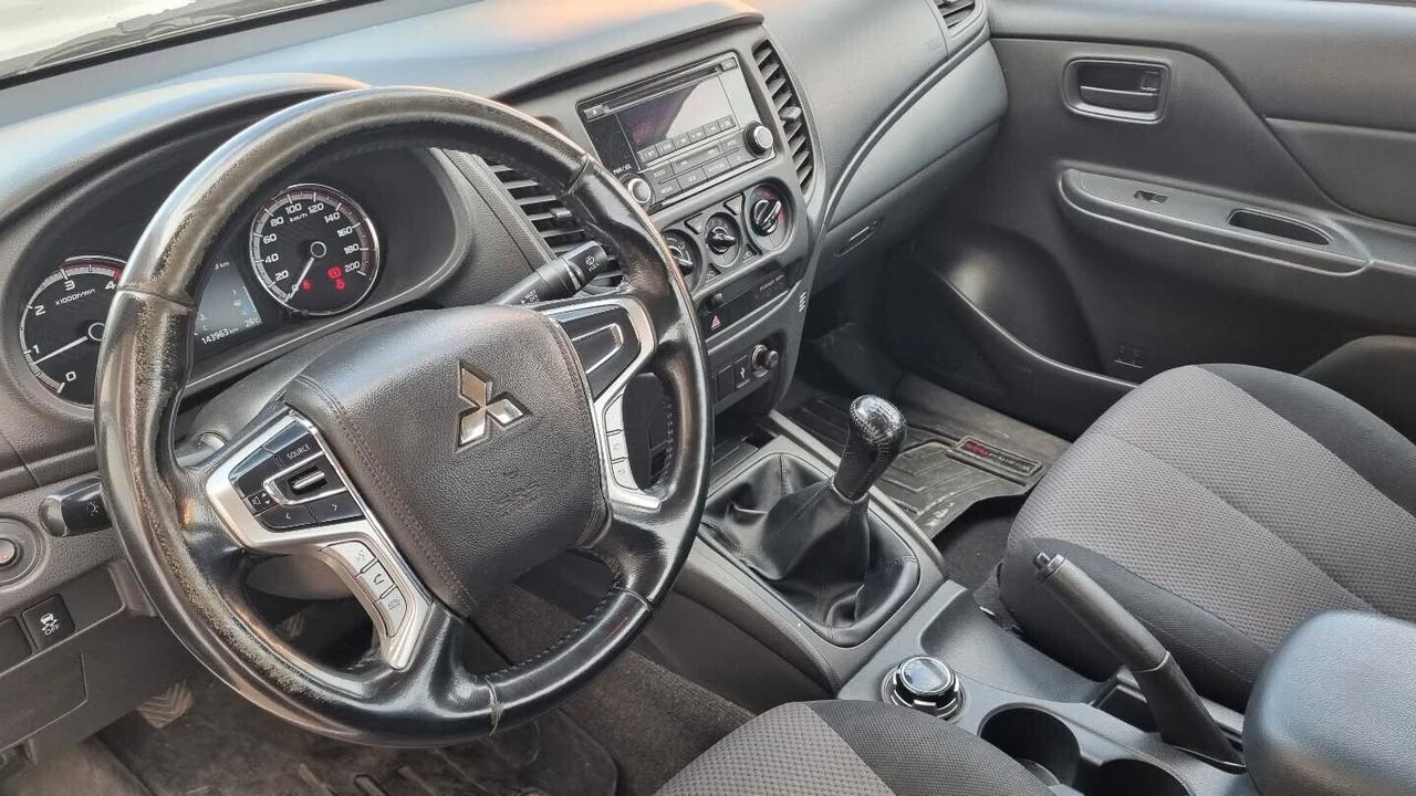 Mitsubishi L200 2.3CLUB CAB 4x4 cassone lungo