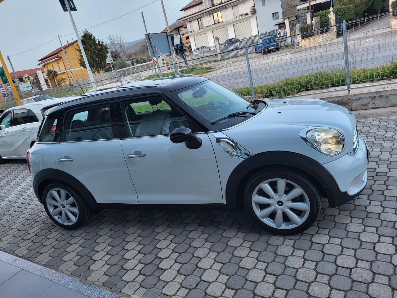 Mini Cooper Countryman Cooper D Countryman 1.6 D 1.6 *** TASTO SPORT DOPPIO TETTO APRIBILE