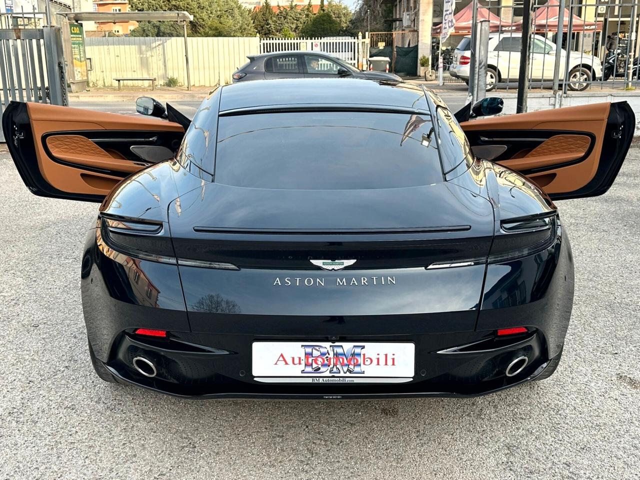 ASTON MARTIN DB12 V8 COUPE 680CV - IVA - GARANZIA ESTESA 2028
