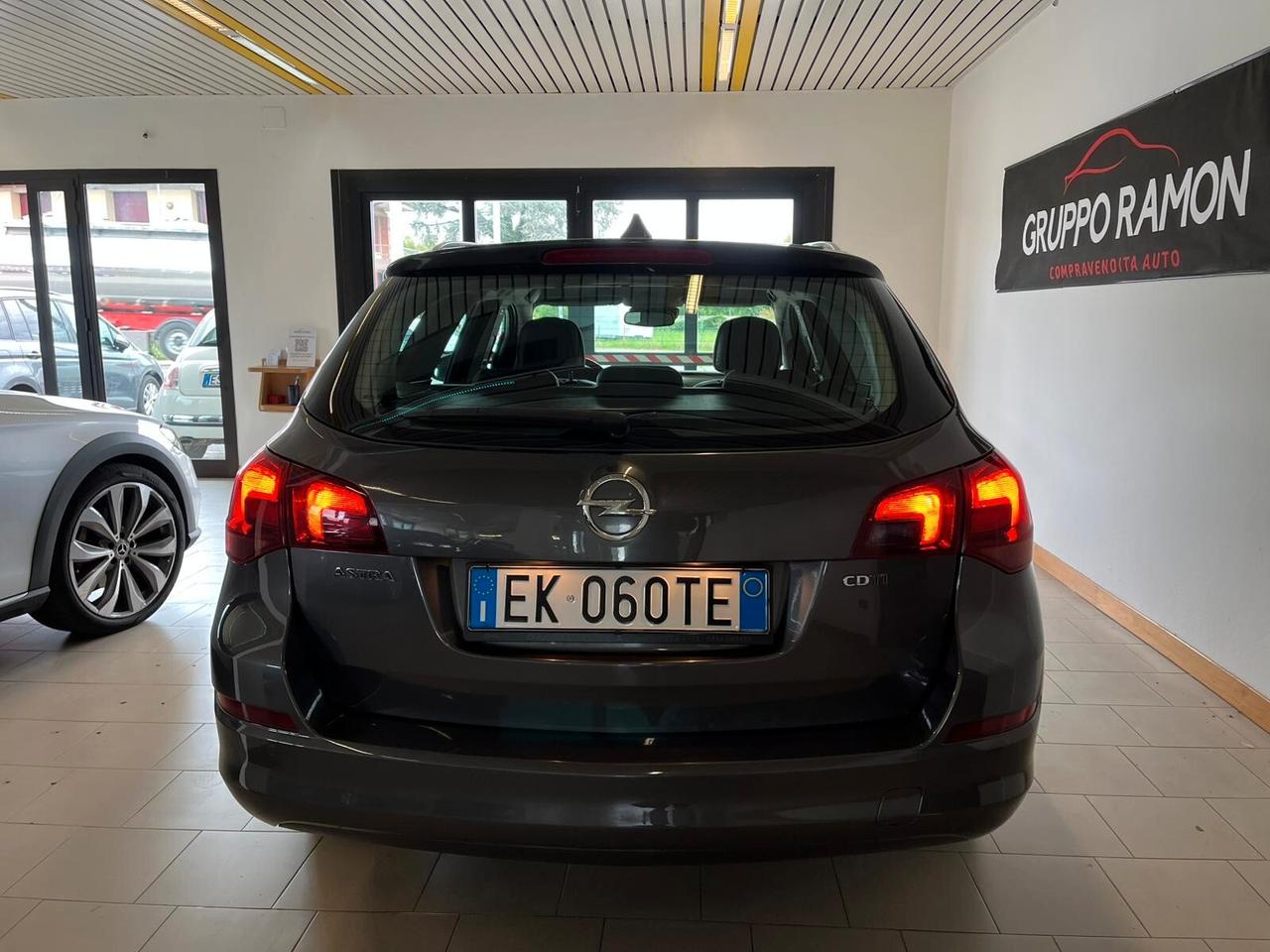 Opel Astra 1.7 CDTI 125CV Sports Tourer Cosmo