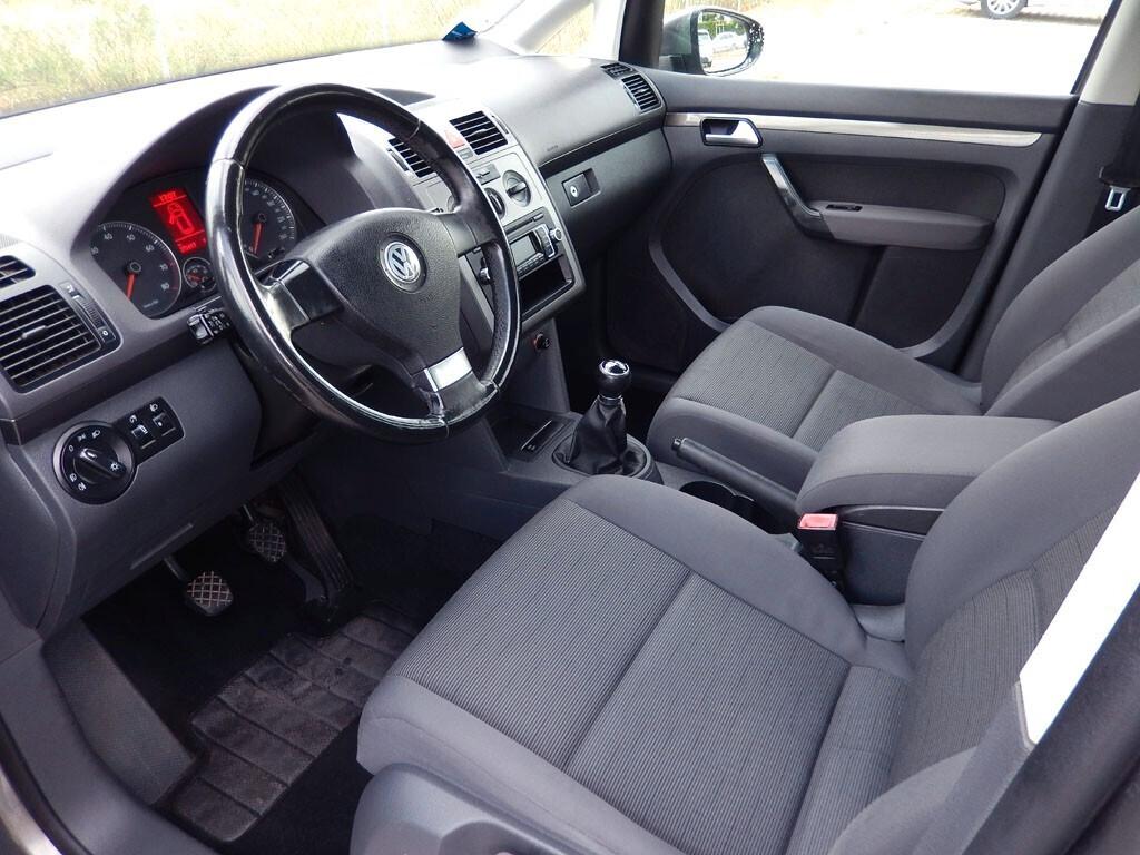 VOLKSWAGEN TOURAN 1.4 Metano della casa - 7 POSTI
