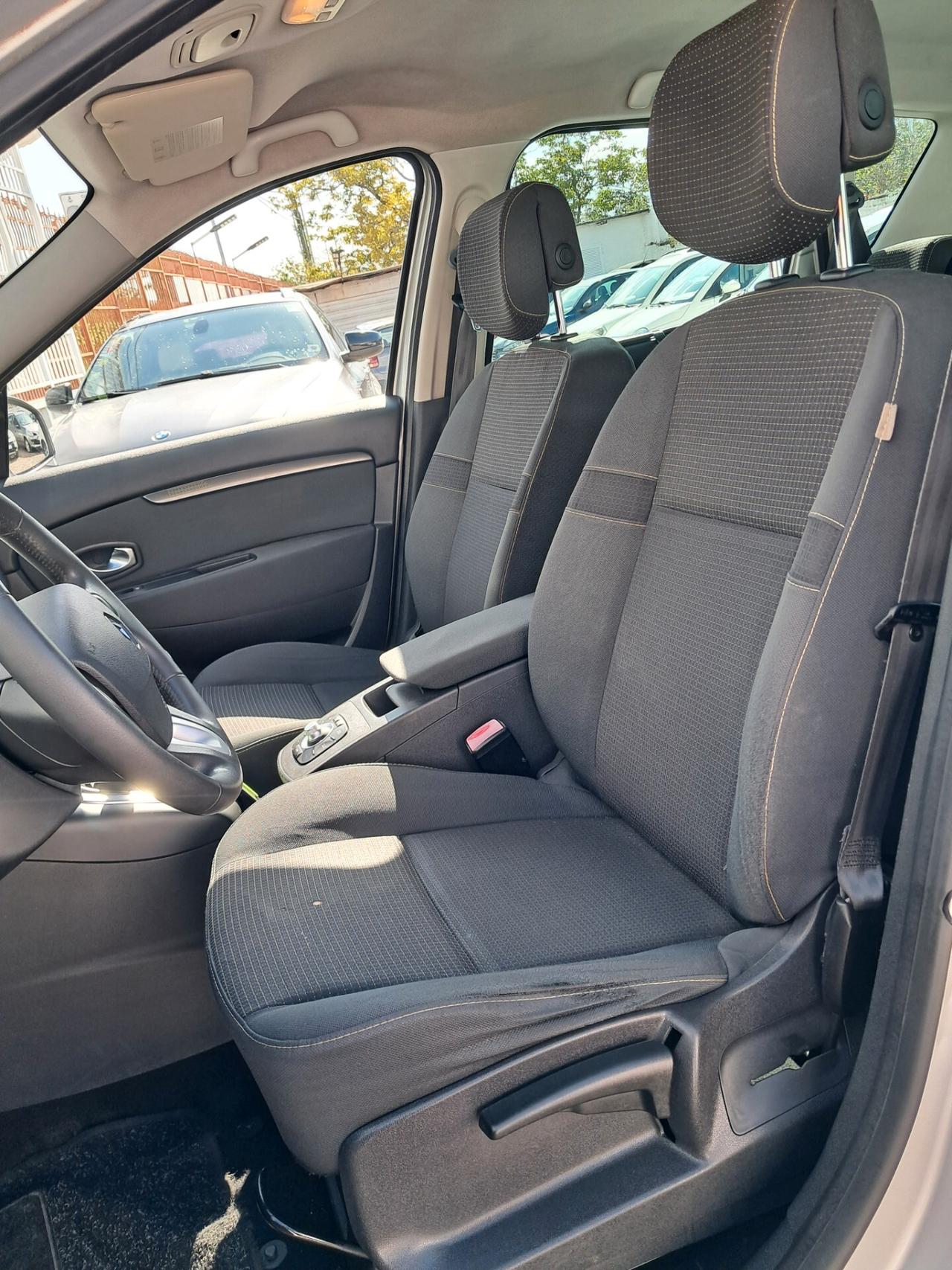 Renault Scénic 1.5 dCi 110CV