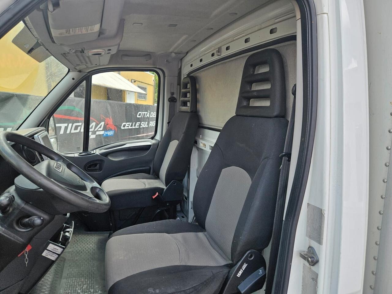 IVECO OMNICAR CON SPONDA POSTERIORE CARICATRICE PREZZO PIU IVA