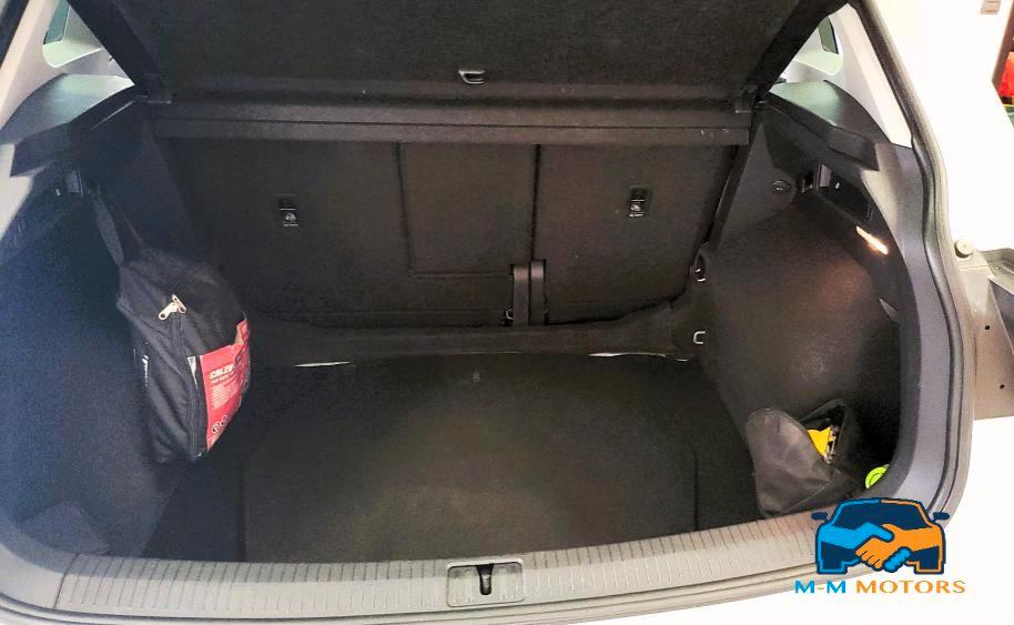 VOLKSWAGEN Tiguan 1.6 TDI SCR Sport BlueMotion Technology