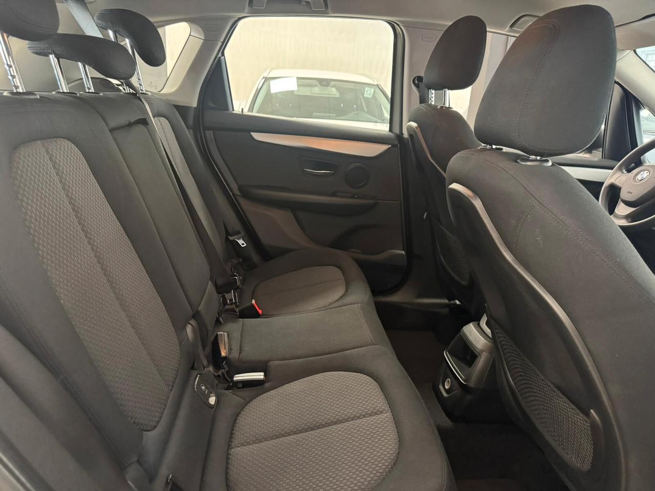 Bmw 2er Active Tourer 216d Luxury