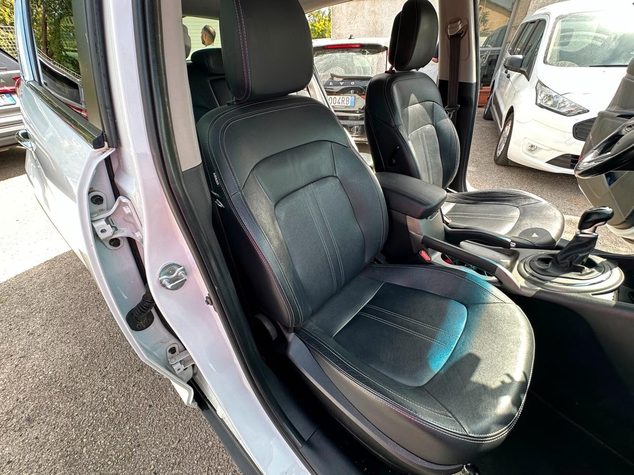 Kia Sportage 2.0 CRDI AWD Feel Rebel Pelle
