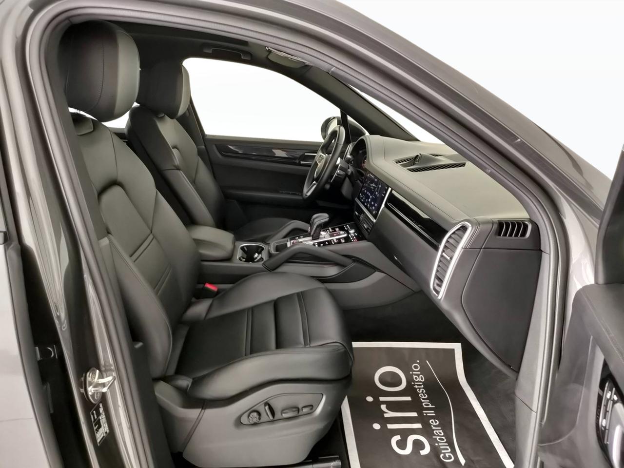 PORSCHE Cayenne III 2018 - Cayenne 3.0 tiptronic