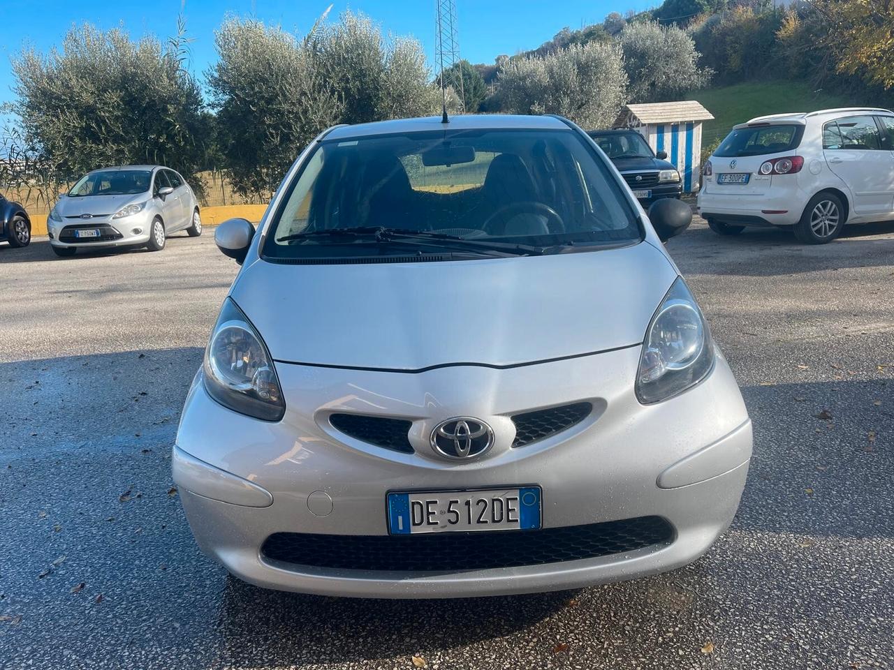 Toyota Aygo 1.0 12V VVT-i 5 porte Sol