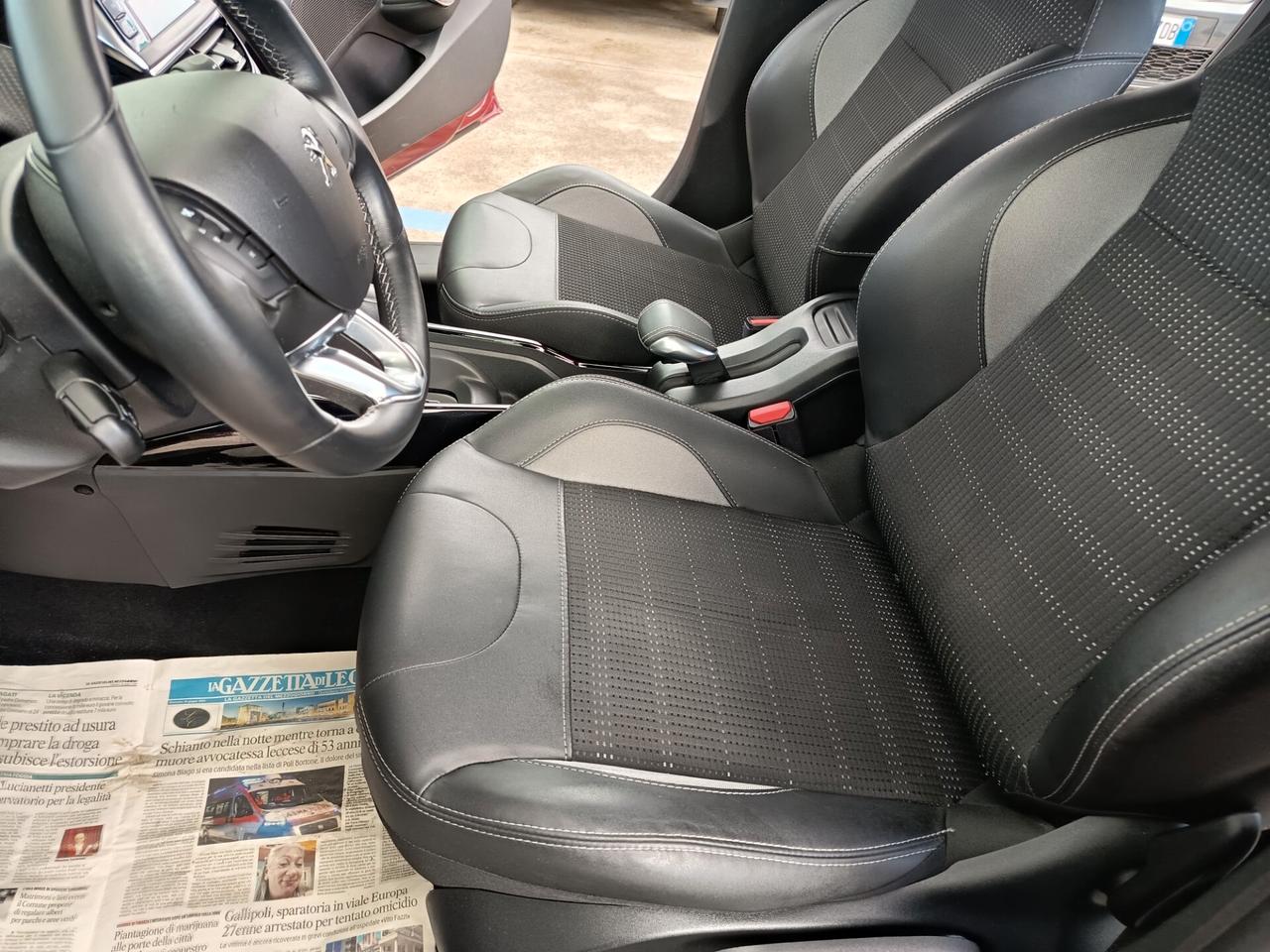 Peugeot 2008 BlueHDi 120 EAT6 S&S Allure