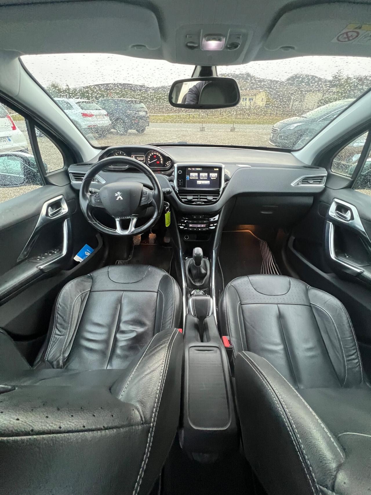 Peugeot 2008 BlueHDi 100 Black Matt